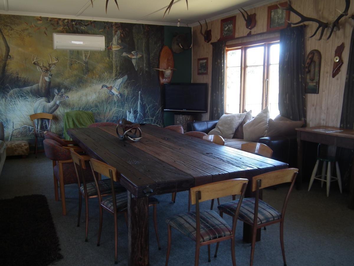Mountains Edge Cabins Monowai 外观 照片