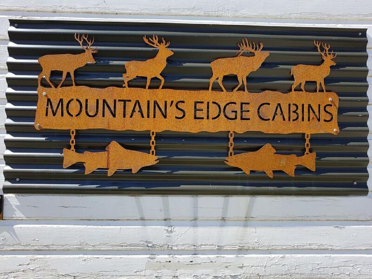 Monowai Mountains Edge Cabins酒店 外观 照片